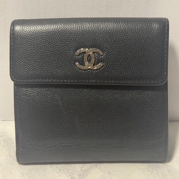 CHANEL Handbags - CHANEL BLACK CAVIAR LEATHER BIFOLD WALLET FLAP BUTTON CLOSURE COIN POCKET VGUC
